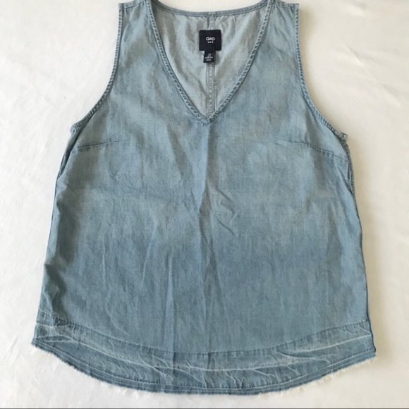 GAP women's chambray v neck tank light blue wash size S - Picture 7 of 7